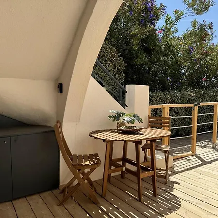 Le Levant Au Lavandou Apartamento *